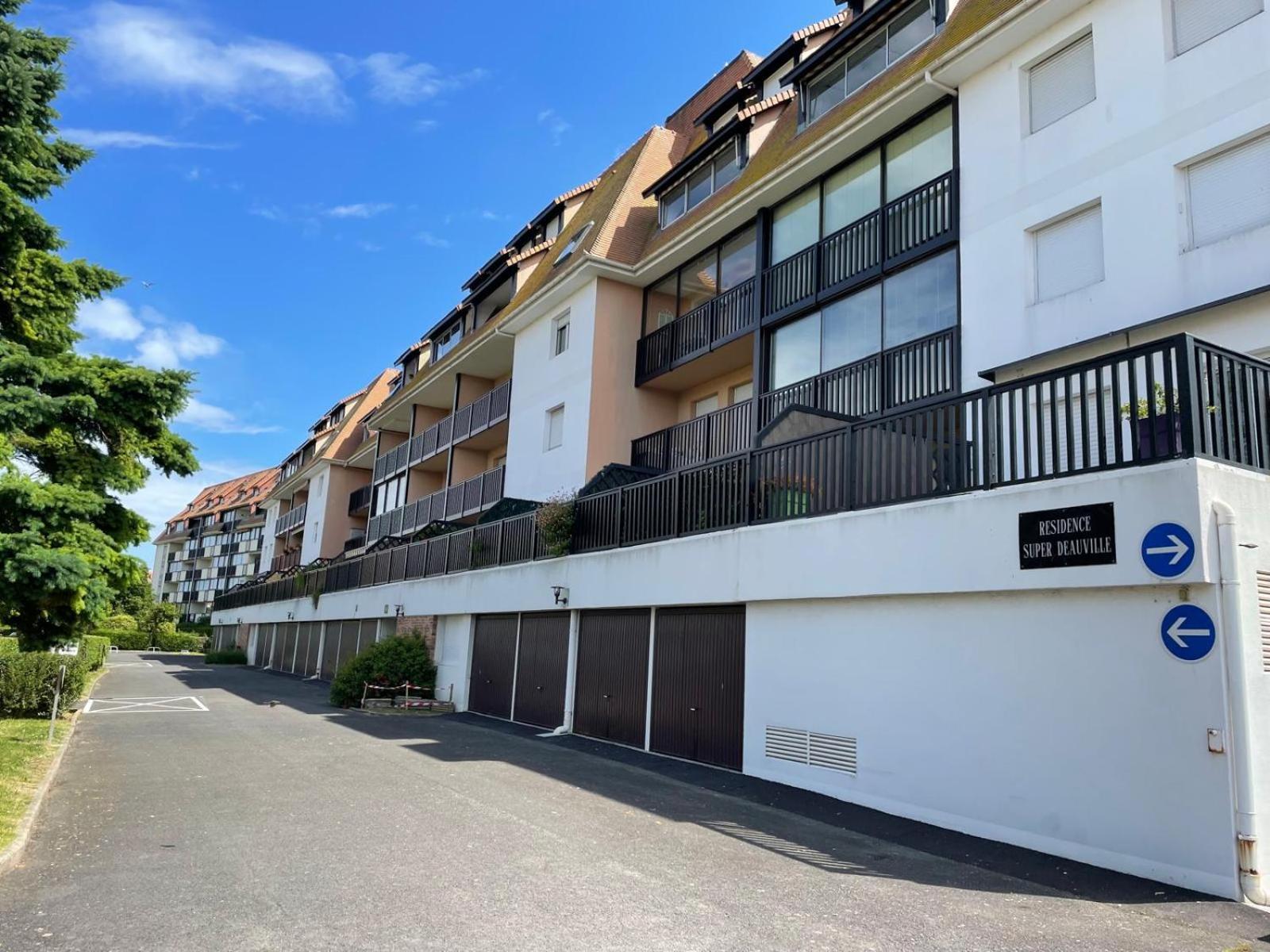 Super Deauville Appartement 2 Pieces Cosy Proche Plage Plein Sud Villers-sur-Mer Kültér fotó