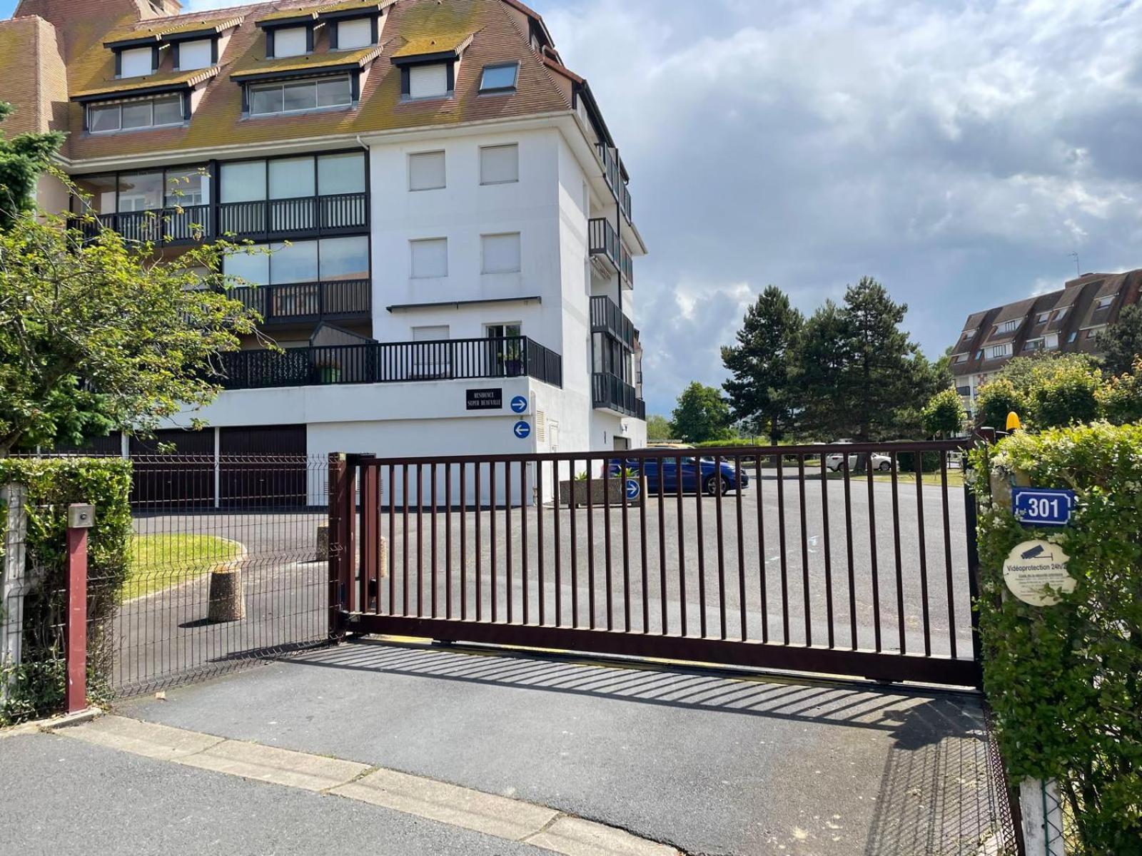 Super Deauville Appartement 2 Pieces Cosy Proche Plage Plein Sud Villers-sur-Mer Kültér fotó